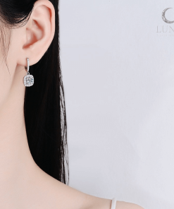 Bông tai nữ đẹp sang trọng bạc Luna.