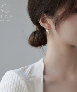 Các kiểu bông tai bạc Luna cho các khuôn mặt đẹp